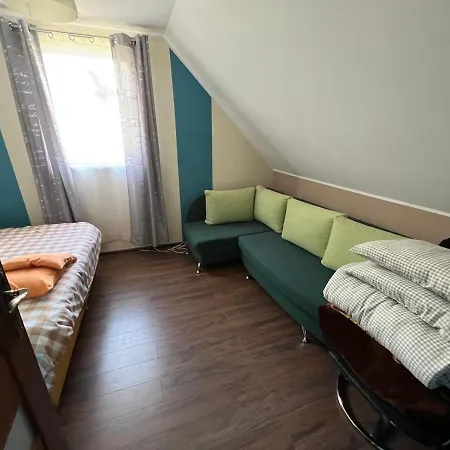 Kaszuby- Caloroczny Nad Jeziorem Gowidlinskim Vakantiehuis