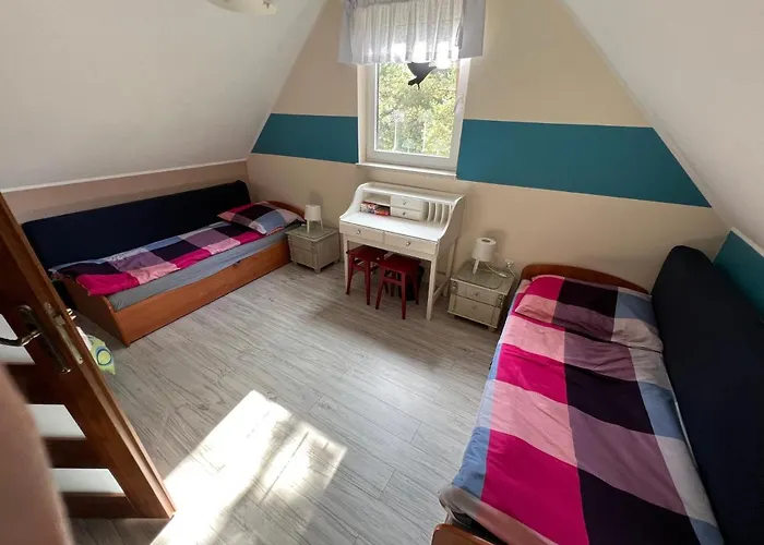 Kaszuby- Caloroczny Nad Jeziorem Gowidlinskim Дом отдыха *