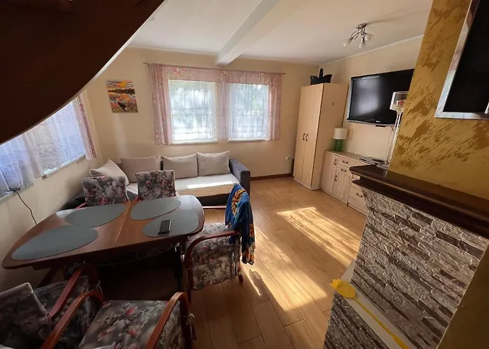 Дом отдыха Kaszuby- Caloroczny Nad Jeziorem Gowidlinskim Суленчино